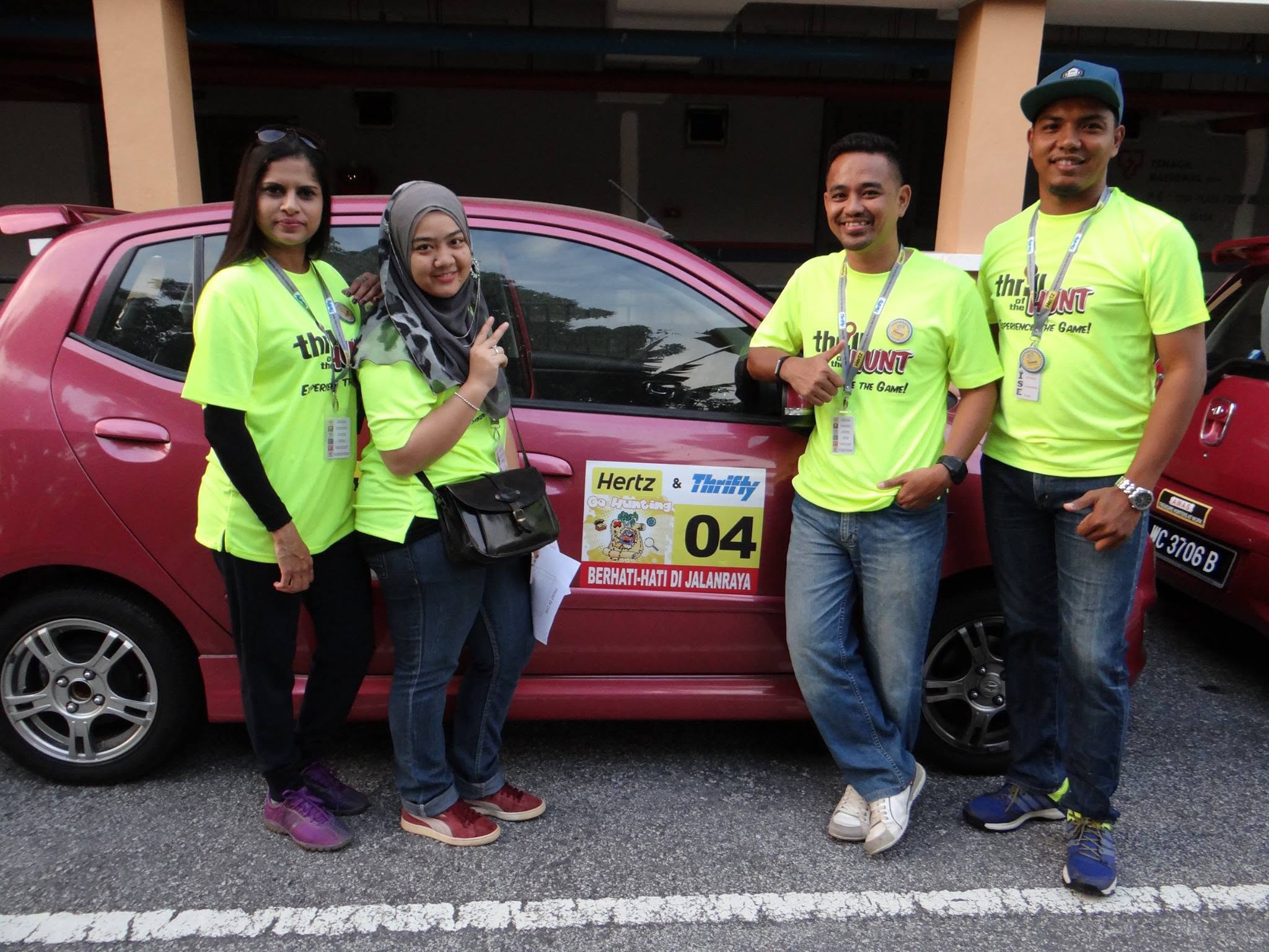 Hertz and Thrifty employees participating in a corporate hunting event